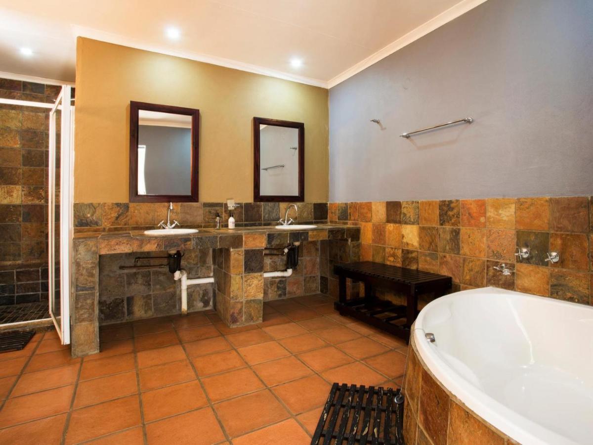 Purple Gecko Guest House Lydenburg Buitenkant foto
