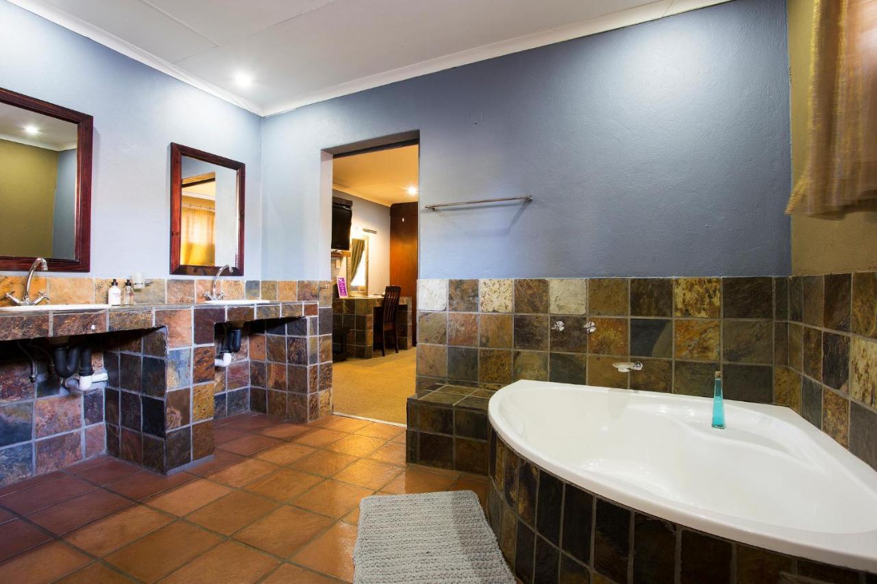 Purple Gecko Guest House Lydenburg Buitenkant foto